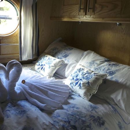 Houseboat Hotels Sheffield Habitación foto